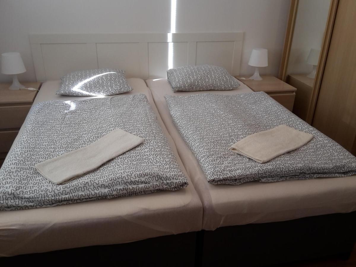 Apartman Slavkov Home & Parking Nová Lesná Extérieur photo