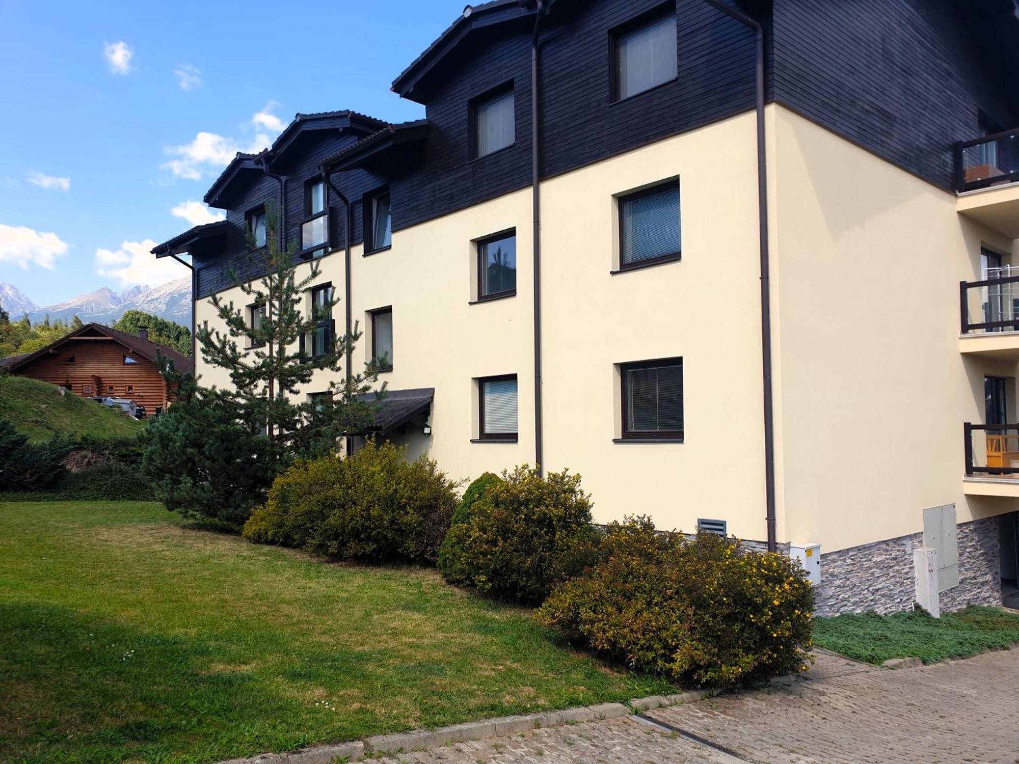 Apartman Slavkov Home & Parking Nová Lesná Extérieur photo
